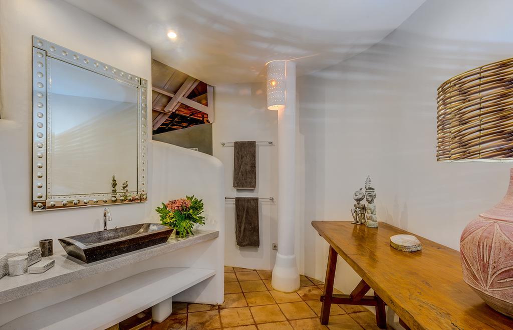 סמיניאק La Villa Oberoi חדר תמונה