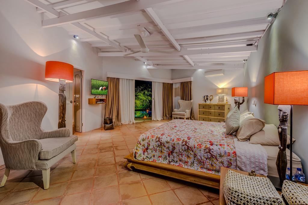 סמיניאק La Villa Oberoi חדר תמונה